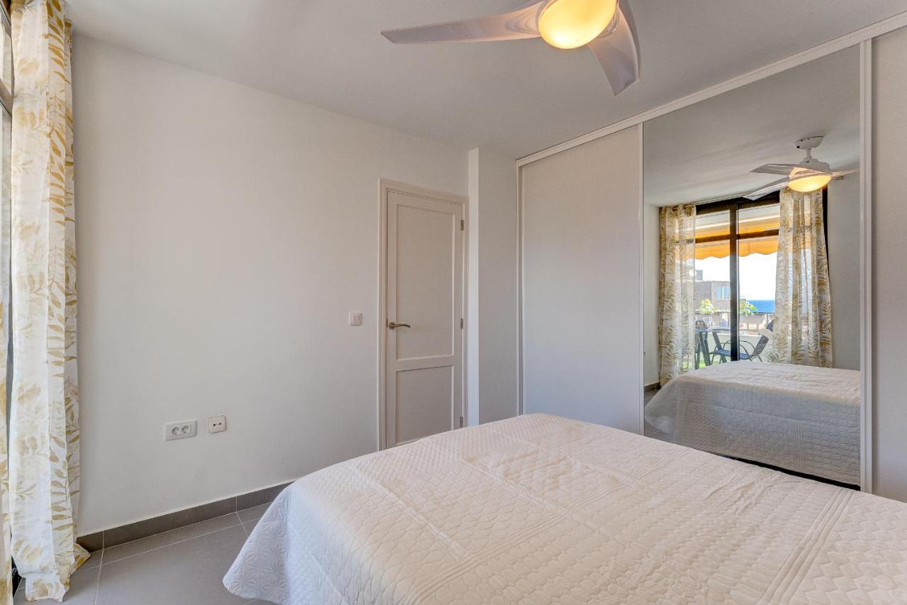 Buenavista Sunflower Apartment In Playa La Arena Puerto de Santiago  Zewnętrze zdjęcie