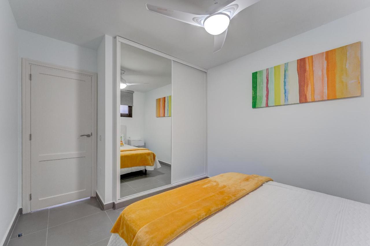 Buenavista Sunflower Apartment In Playa La Arena Puerto de Santiago  Zewnętrze zdjęcie